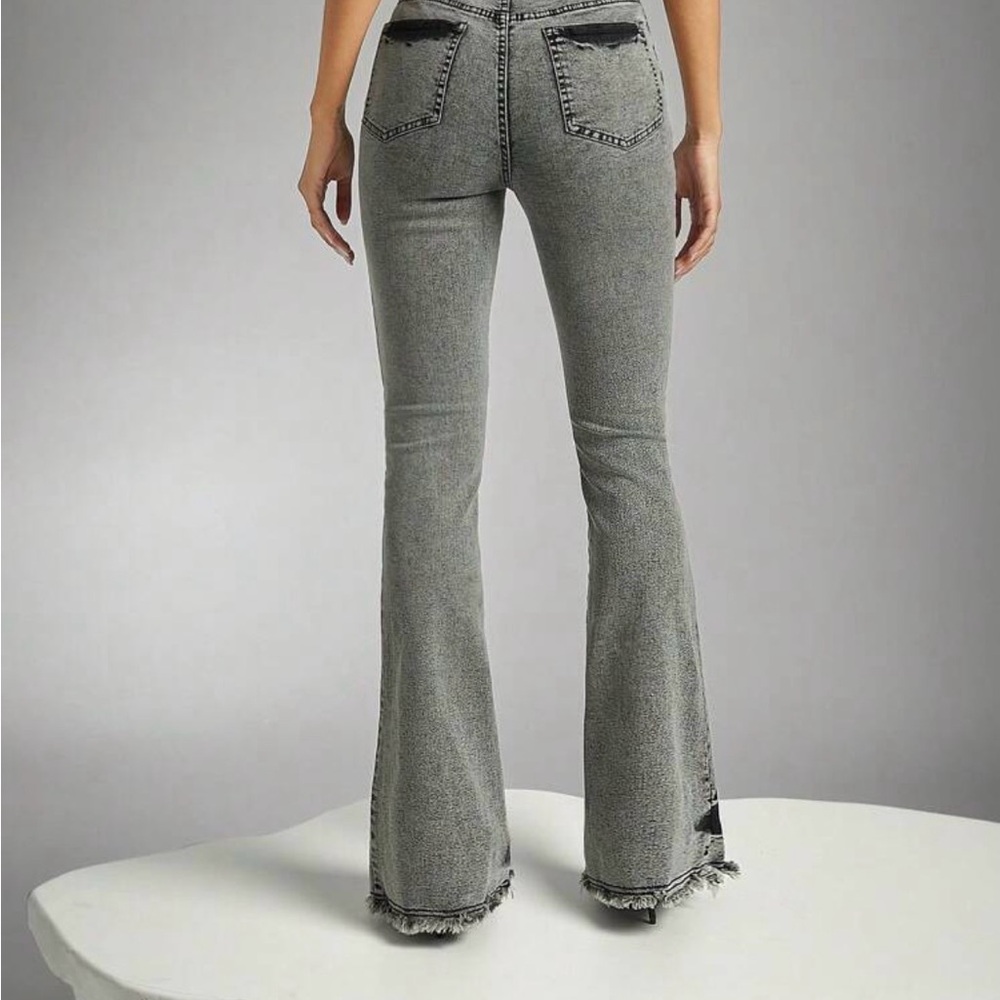 Jeans - Picture 3 of 3